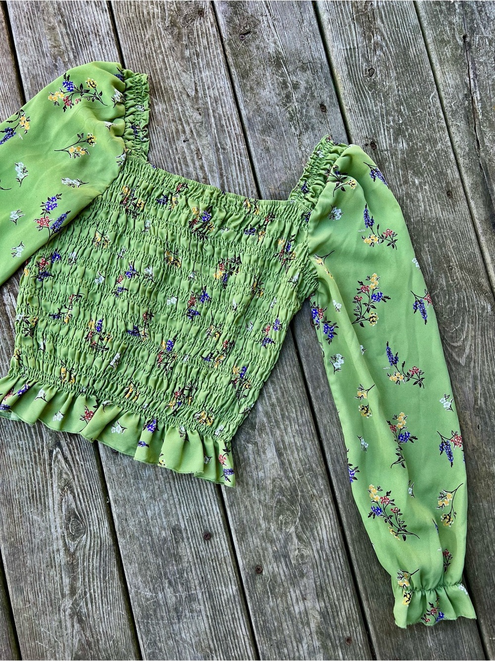 HESPERUS SMOCKED BLOUSE - Picture 12 of 12